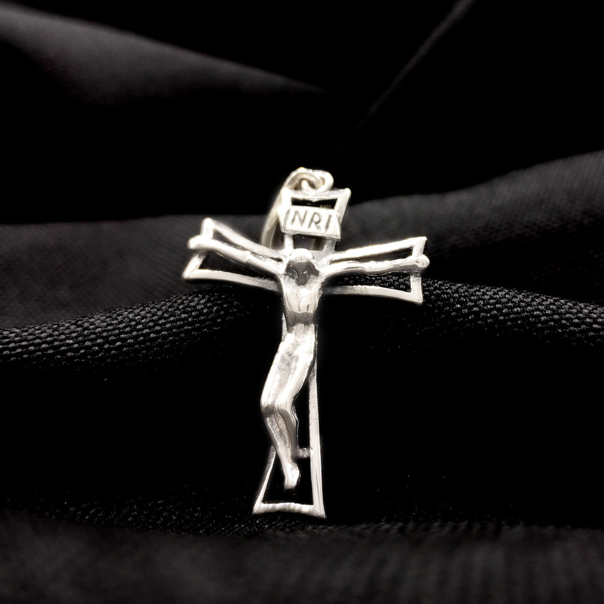 PINGENTE CRUCIFIXO CRUZ