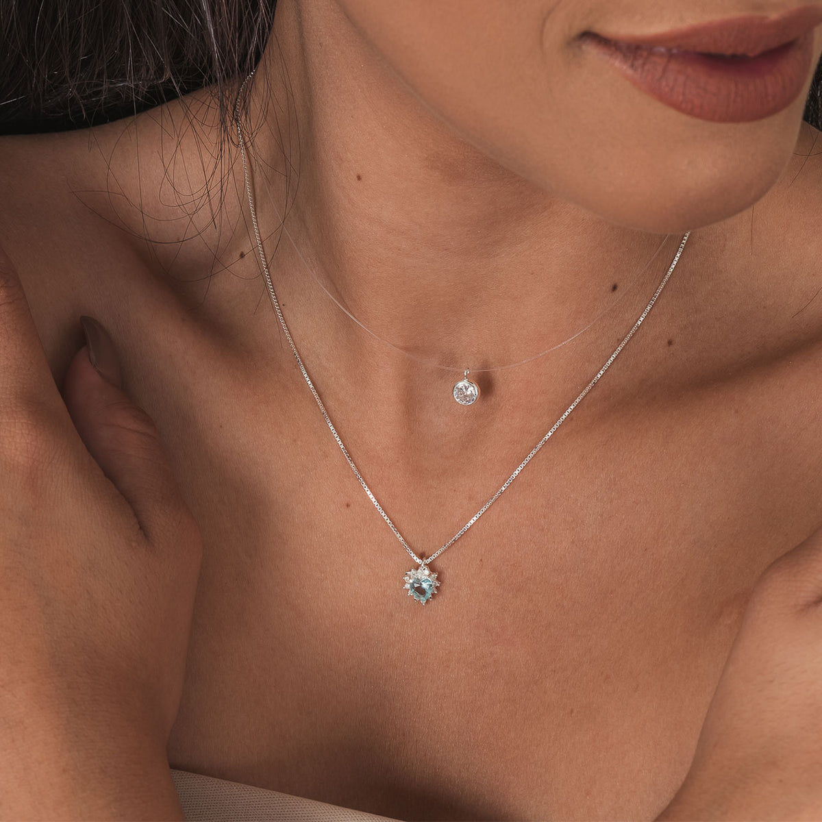 SILVER POINT OF LIGHT NECKLACE