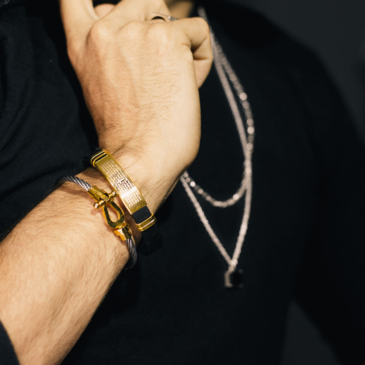 PULSEIRA BRACELETE PETRILLO