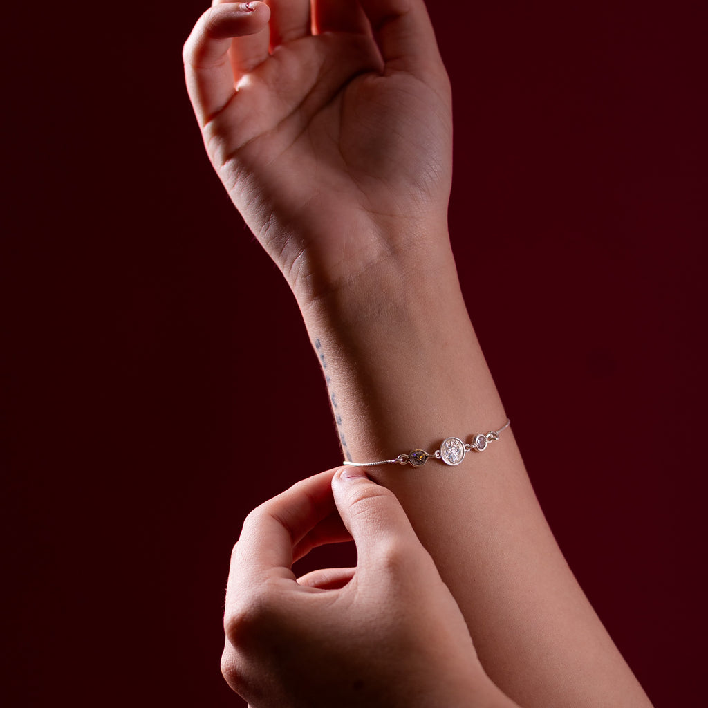 PULSEIRA ESCUDO E ZIRCÔNIAS SPORT