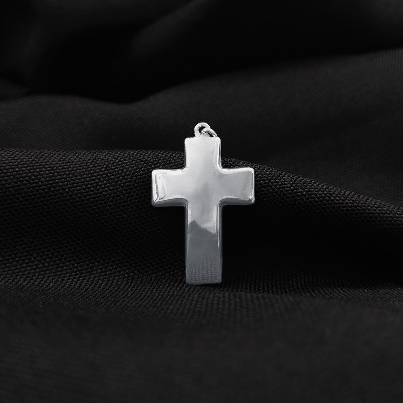 SILVER DOMBED CROSS PENDANT