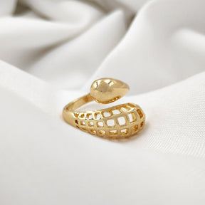 Anel Cabeça de Cobra Vazado Atemporal