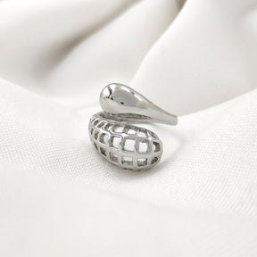 Anel Cabeça de Cobra Vazado Atemporal