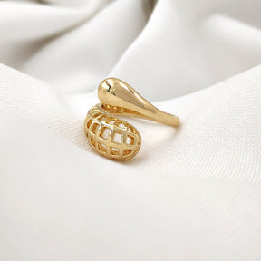 Anel Cabeça de Cobra Vazado Atemporal