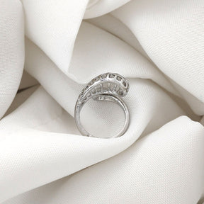 Anel Cabeça de Cobra Vazado Atemporal