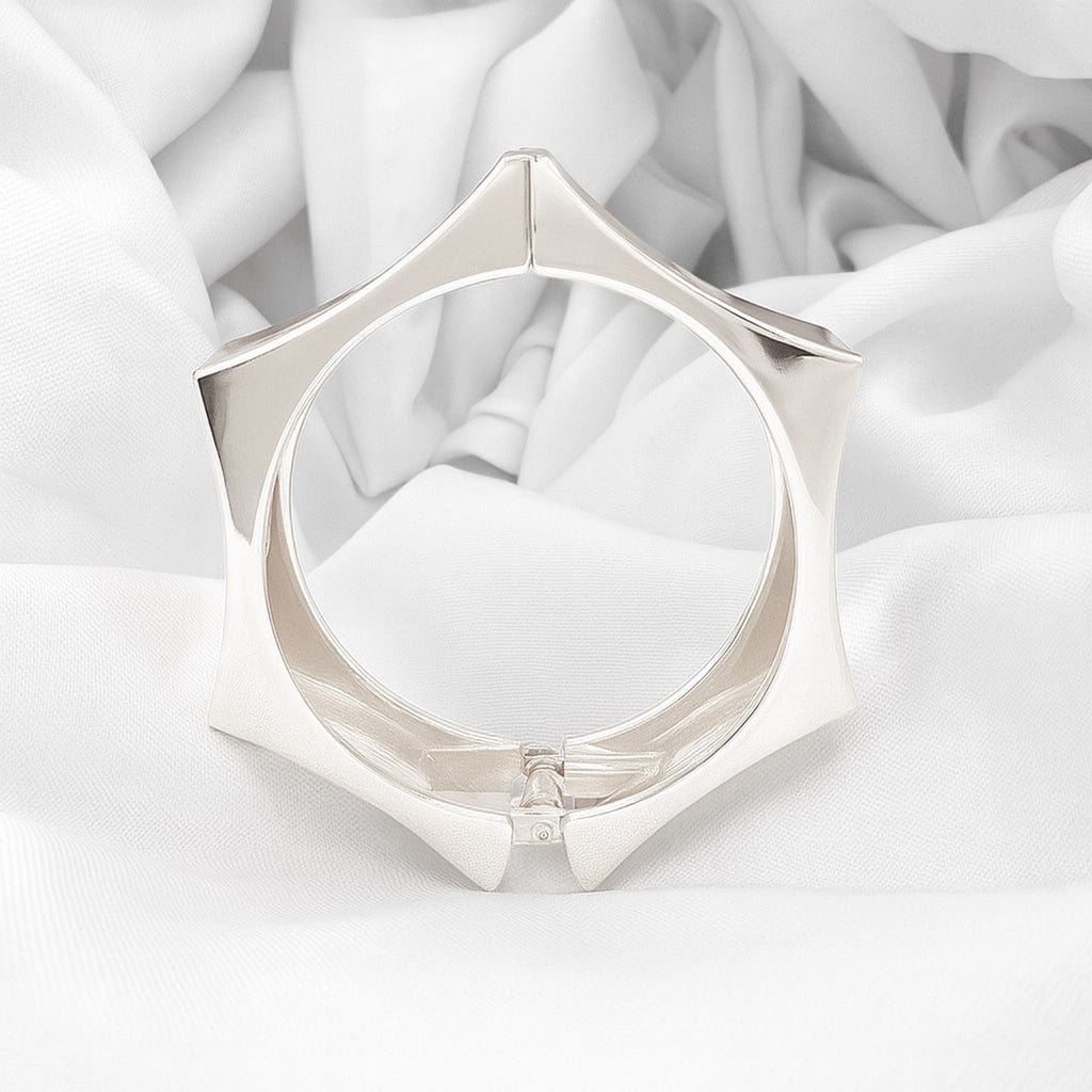 Bracelete Geométrico  Moderno