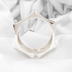 Bracelete Geométrico  Moderno