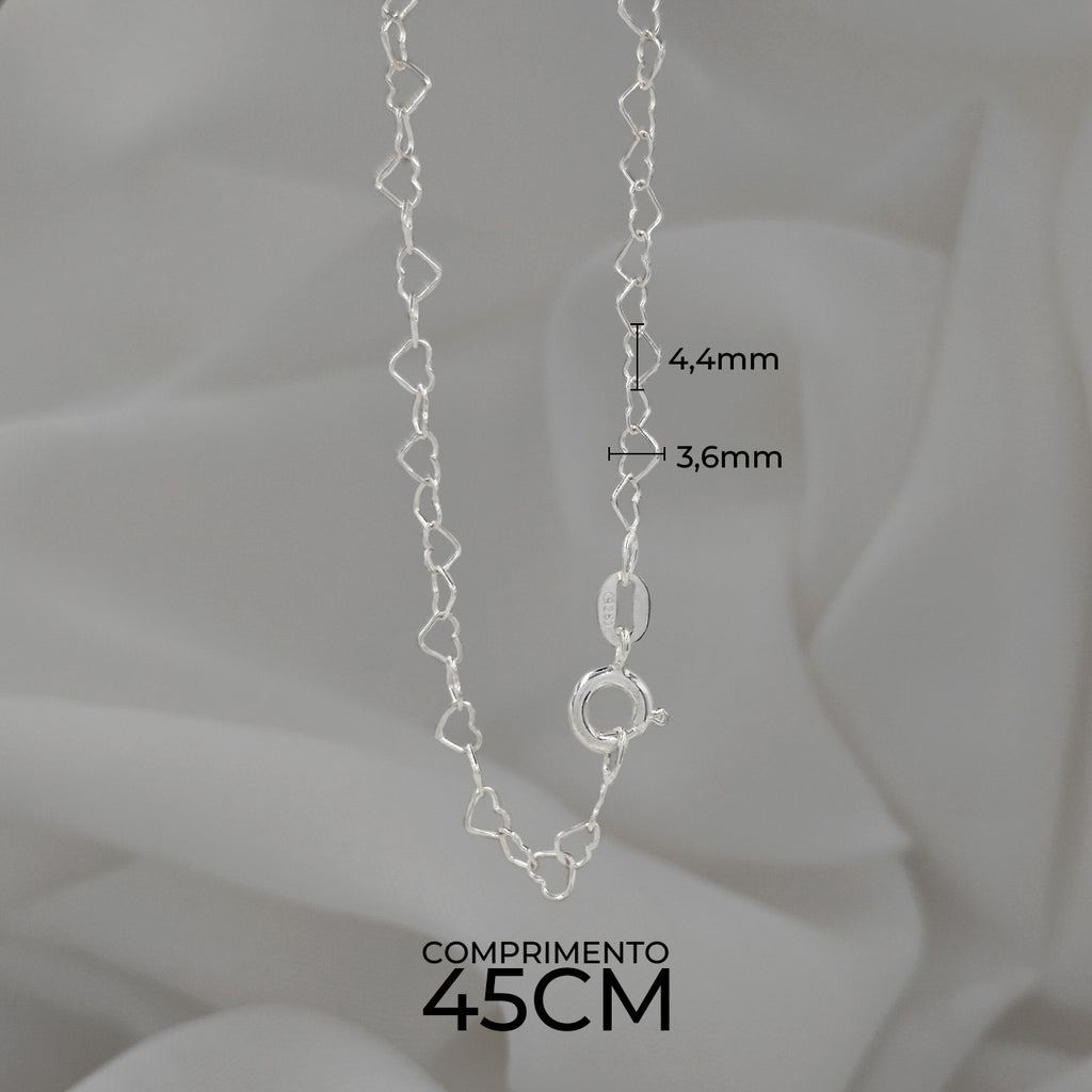 CORDÃO DE PRATA EM ELOS DE CORAÇÕES