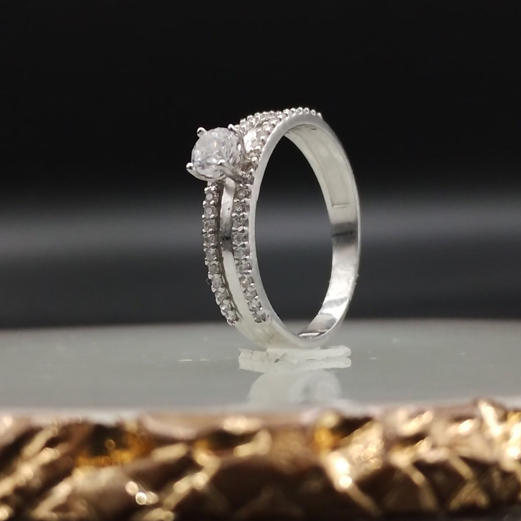 ANEL SOLITÁRIO PRINCESA CHARLOTTE