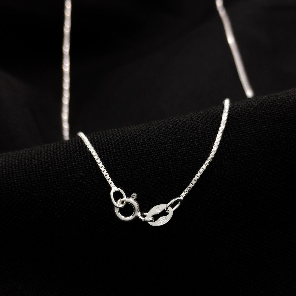 VENETIAN SILVER CORD