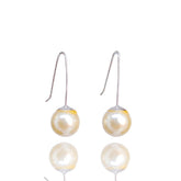 PEARL HOOK EARRING