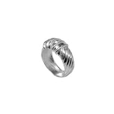 SILVER RING WITH COLUMNS