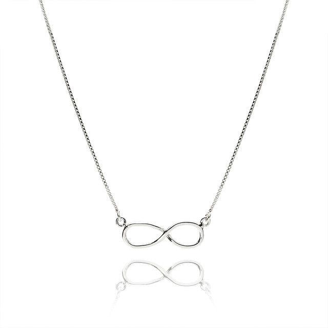 INFINITE SILVER THREAD NECKLACE