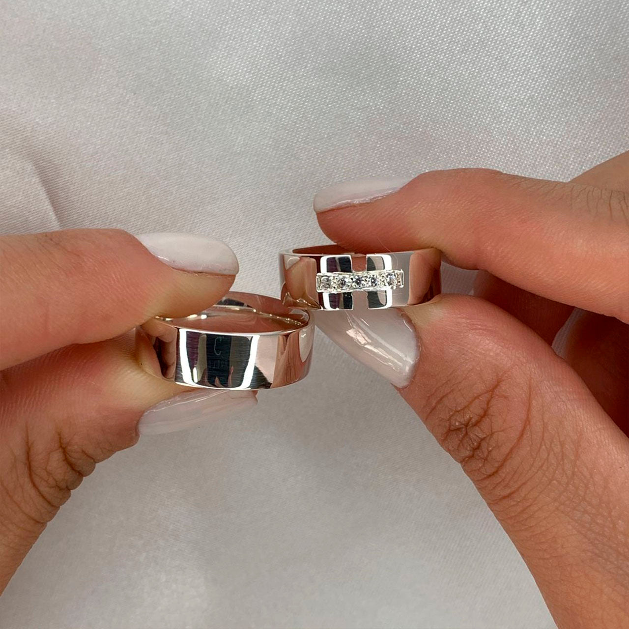 LONDON SILVER DATING RING