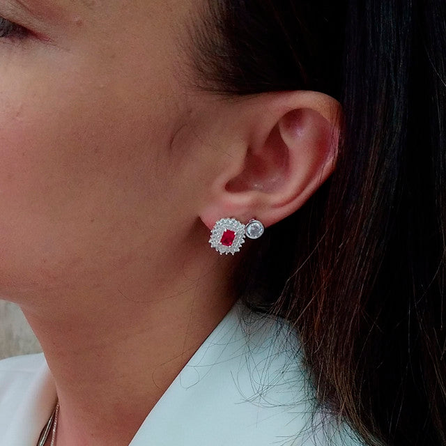 SILVER RECTANGULAR CRYSTAL EARRING