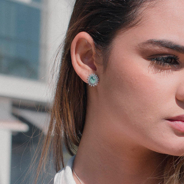 SILVER ROUND CRYSTAL EARRING