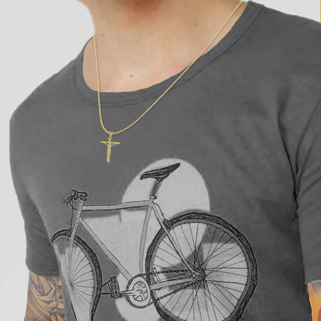 PINGENTE FOLHEADO CRUZ E CRISTO