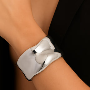 Bracelete Orgânico Design Escultural