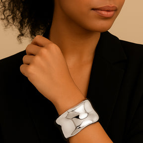 Bracelete Orgânico Design Escultural