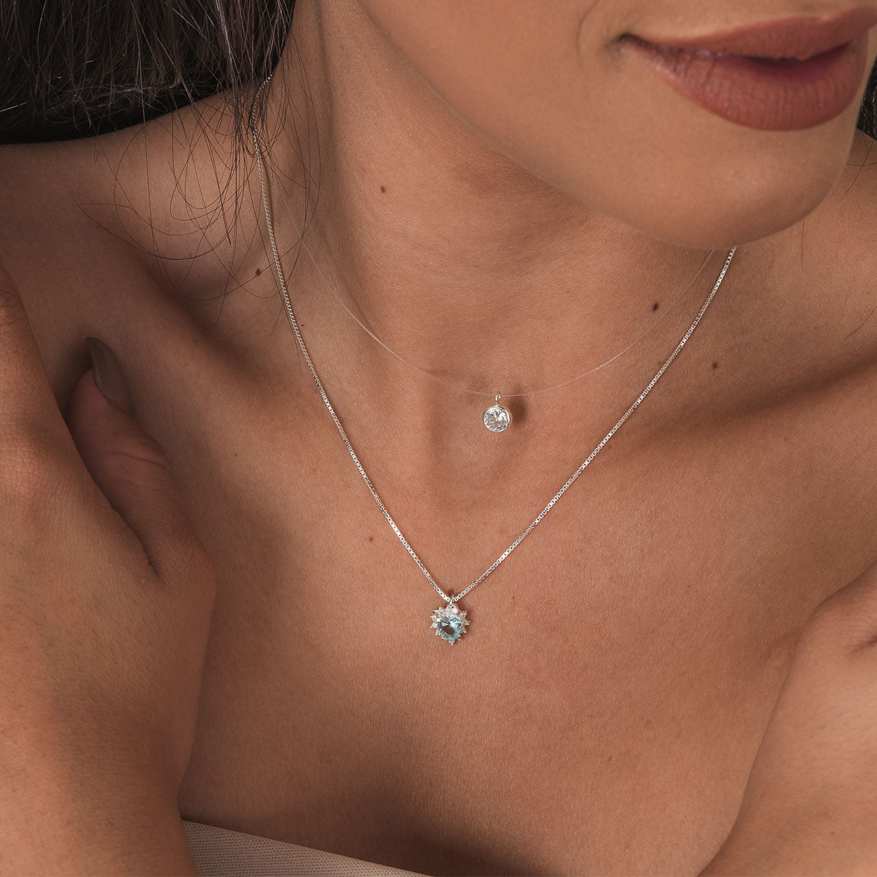 SILVER POINT OF LIGHT NECKLACE