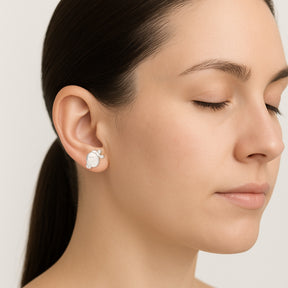 BRINCO DE PRATA SMILINGUIDO ORANDO