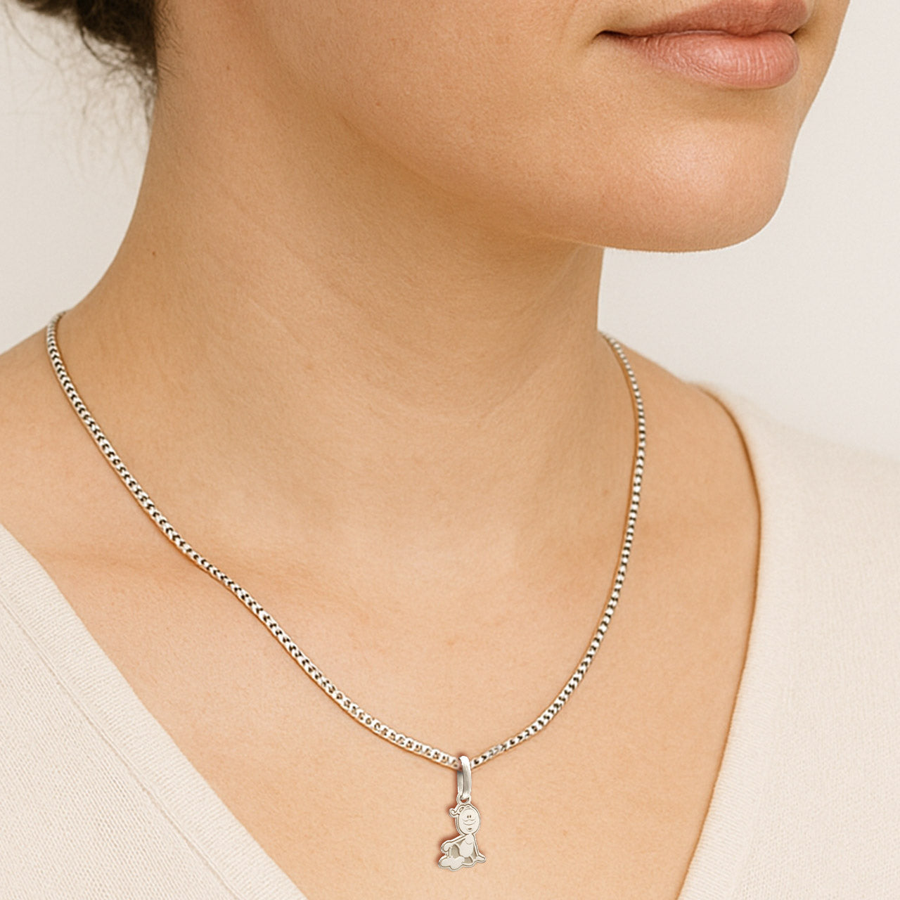 PINGENTE DE PRATA SMILINGUIDO SENTADINHO