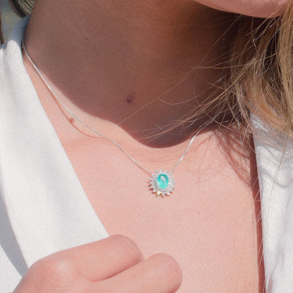 SILVER ROUND CRYSTAL NECKLACE