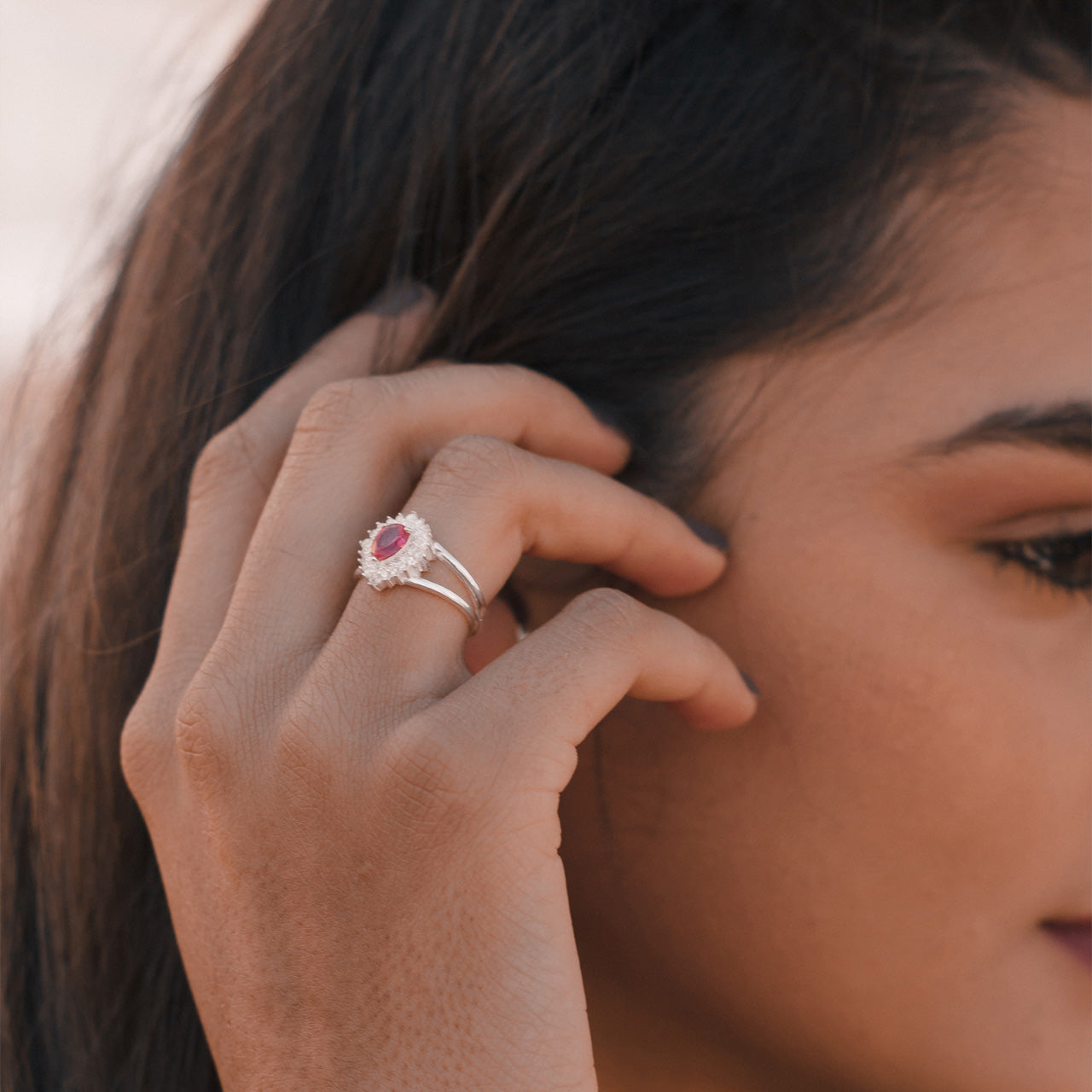 SILVER DROP CRYSTAL RING