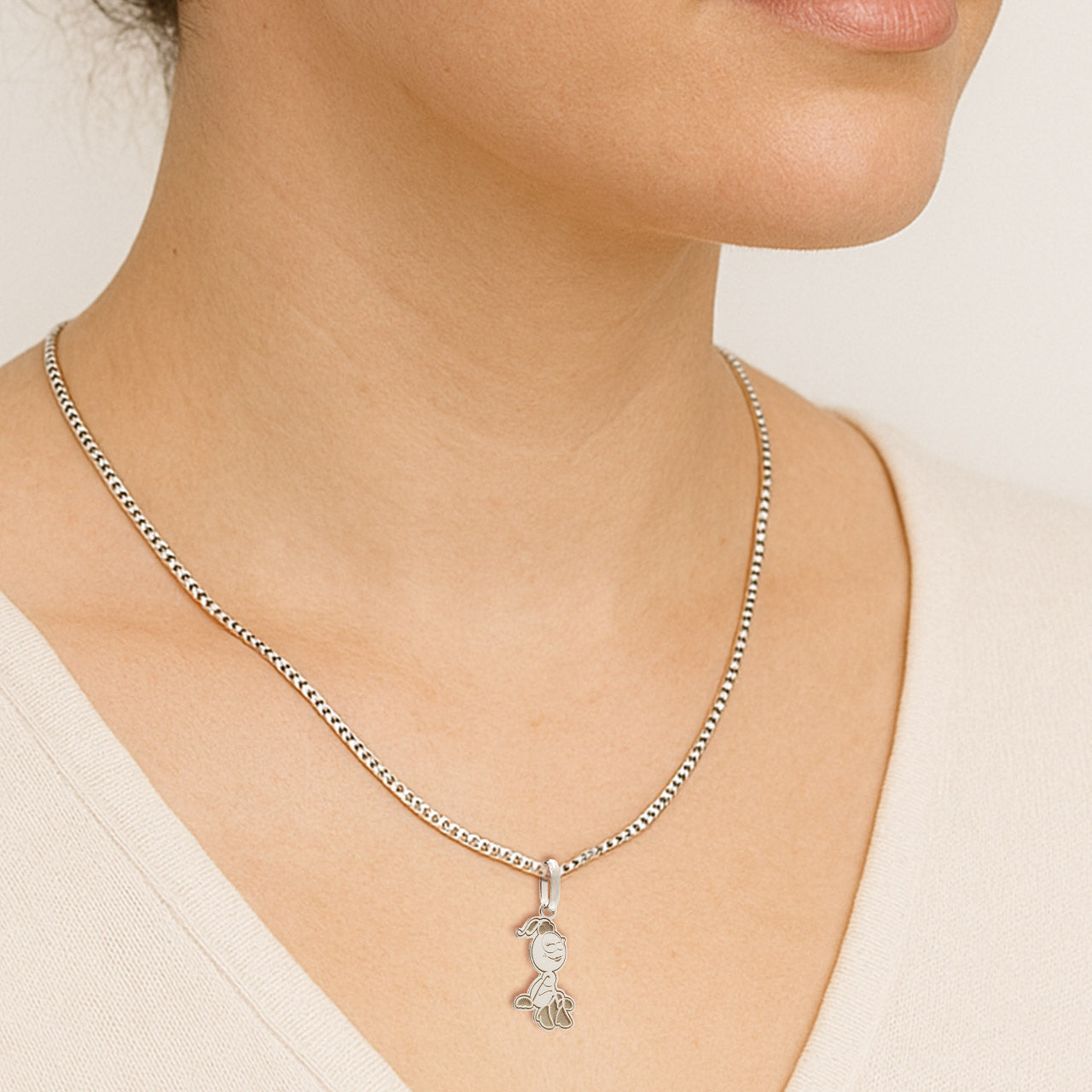 PINGENTE DE PRATA FANIQUITA SENTADINHA