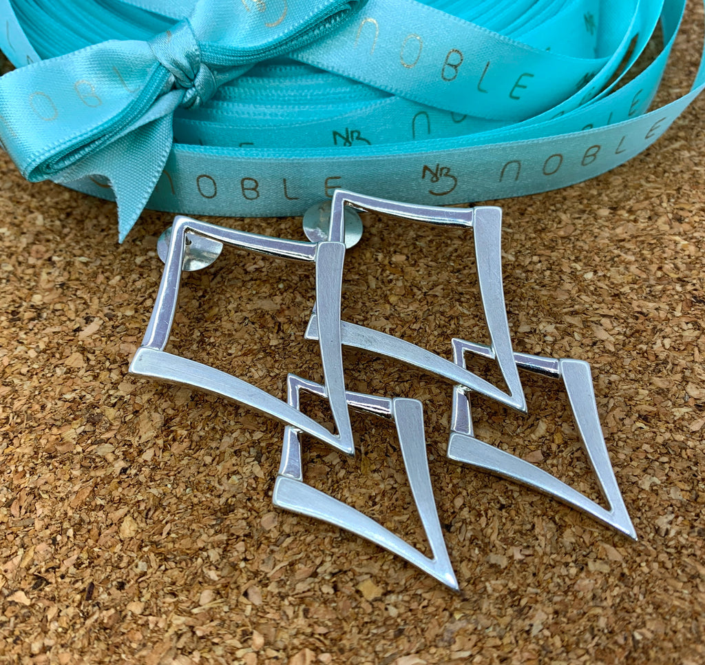 TWO DIAMONDS SILVER EARRING