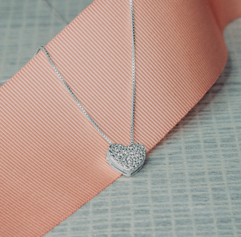 SILVER HEART ZIRCONIA NECKLACE