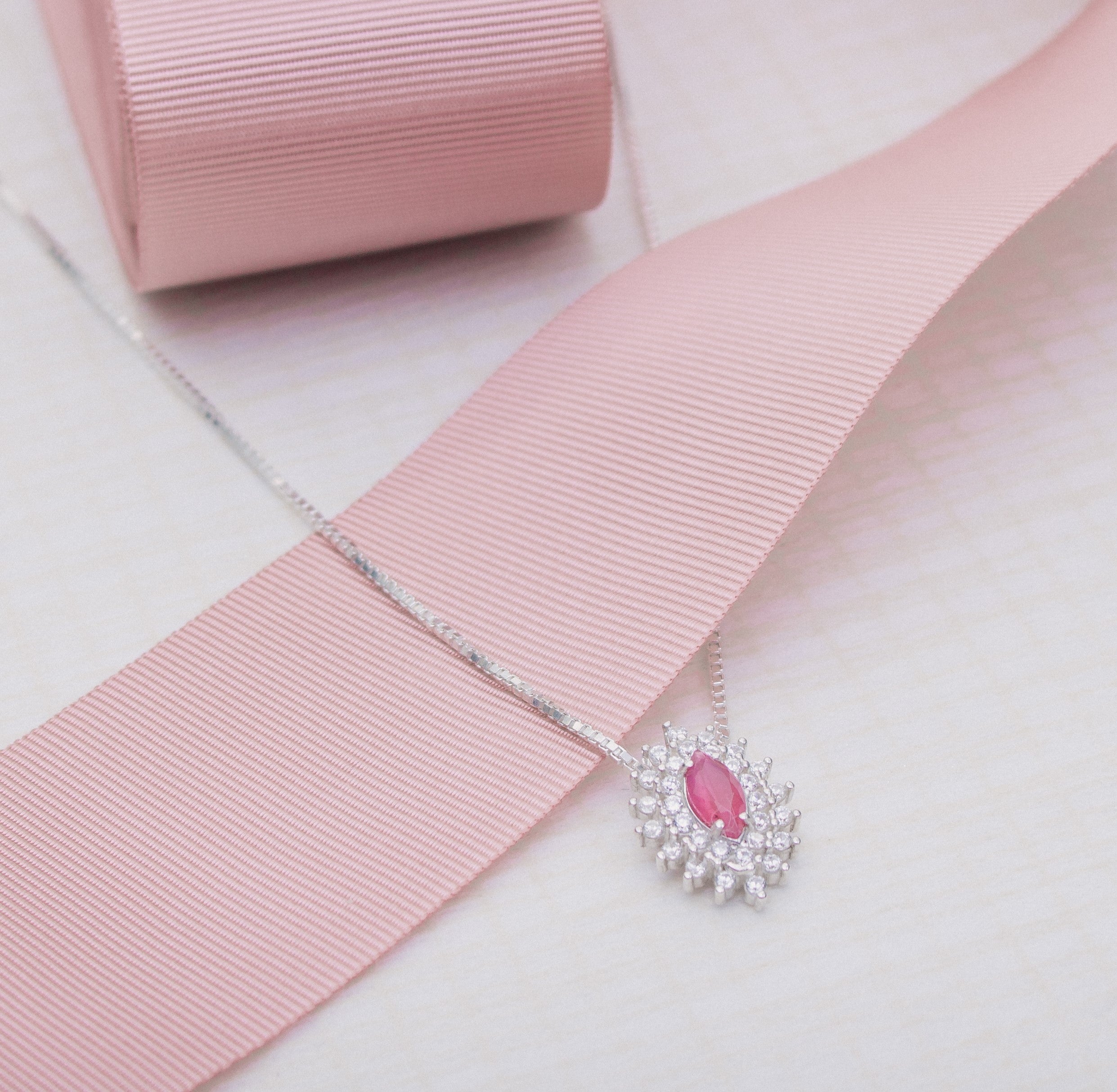 SILVER CRYSTAL LOSANGE NECKLACE